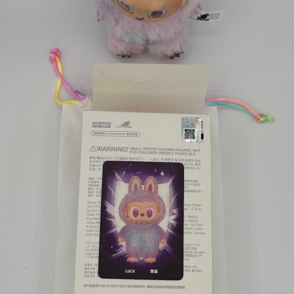 Labubu The Monsters Big Into Energy “Luck” Vinyl Figure - Picture 12 of 12